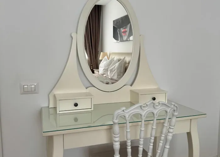 Bratu Apartment *