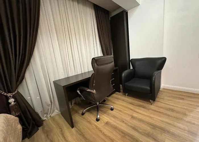 Bratu Apartment *