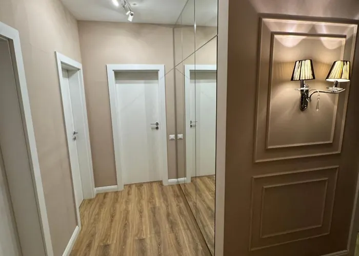 Bratu Apartment *